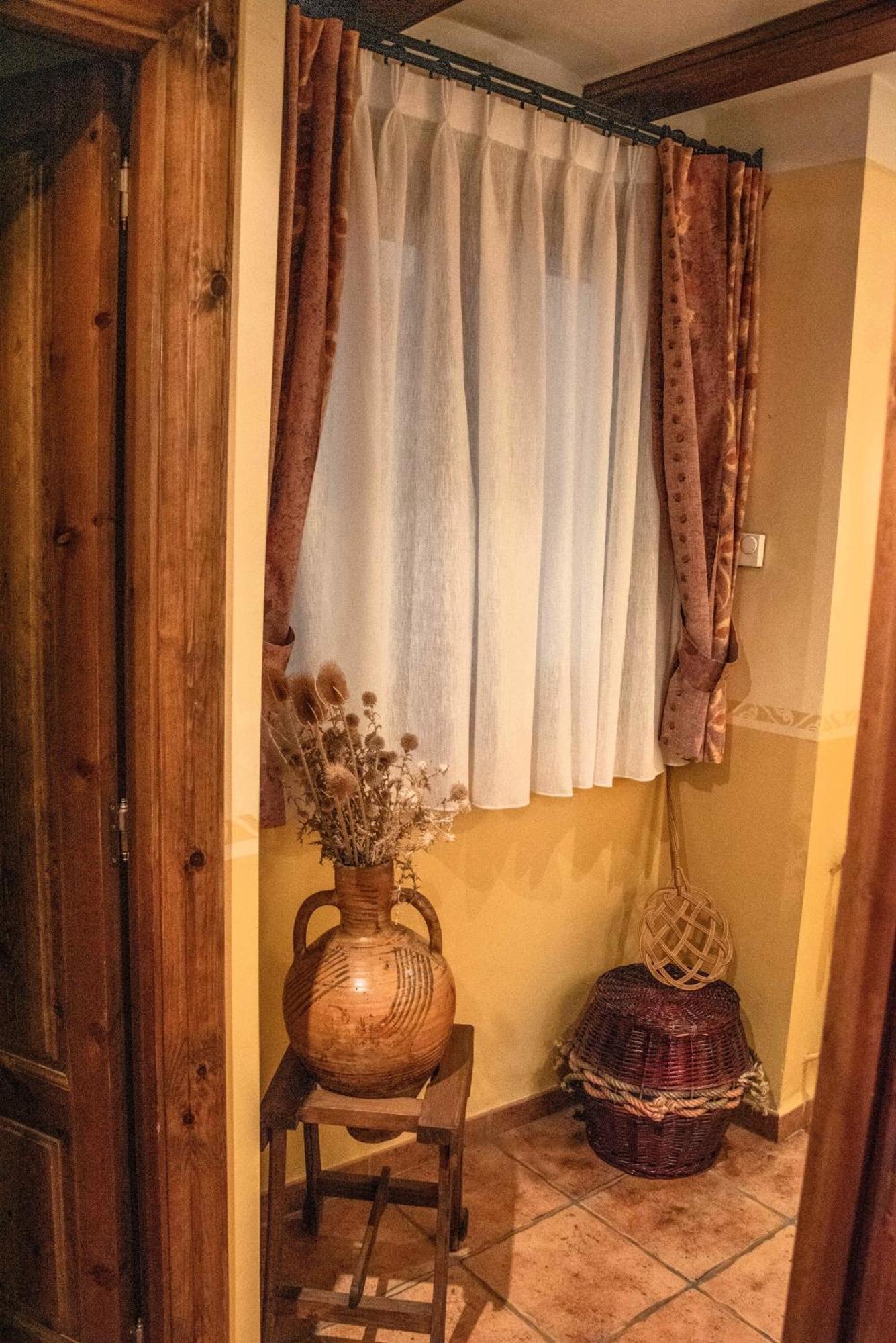 Casa Rural Nuri De Rei A Y B Todolella Экстерьер фото
