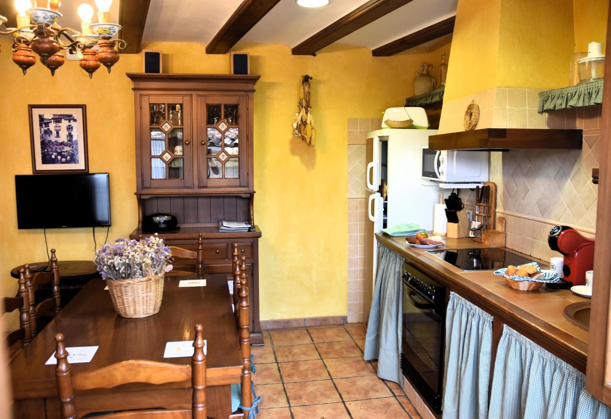 Casa Rural Nuri De Rei A Y B Todolella Экстерьер фото