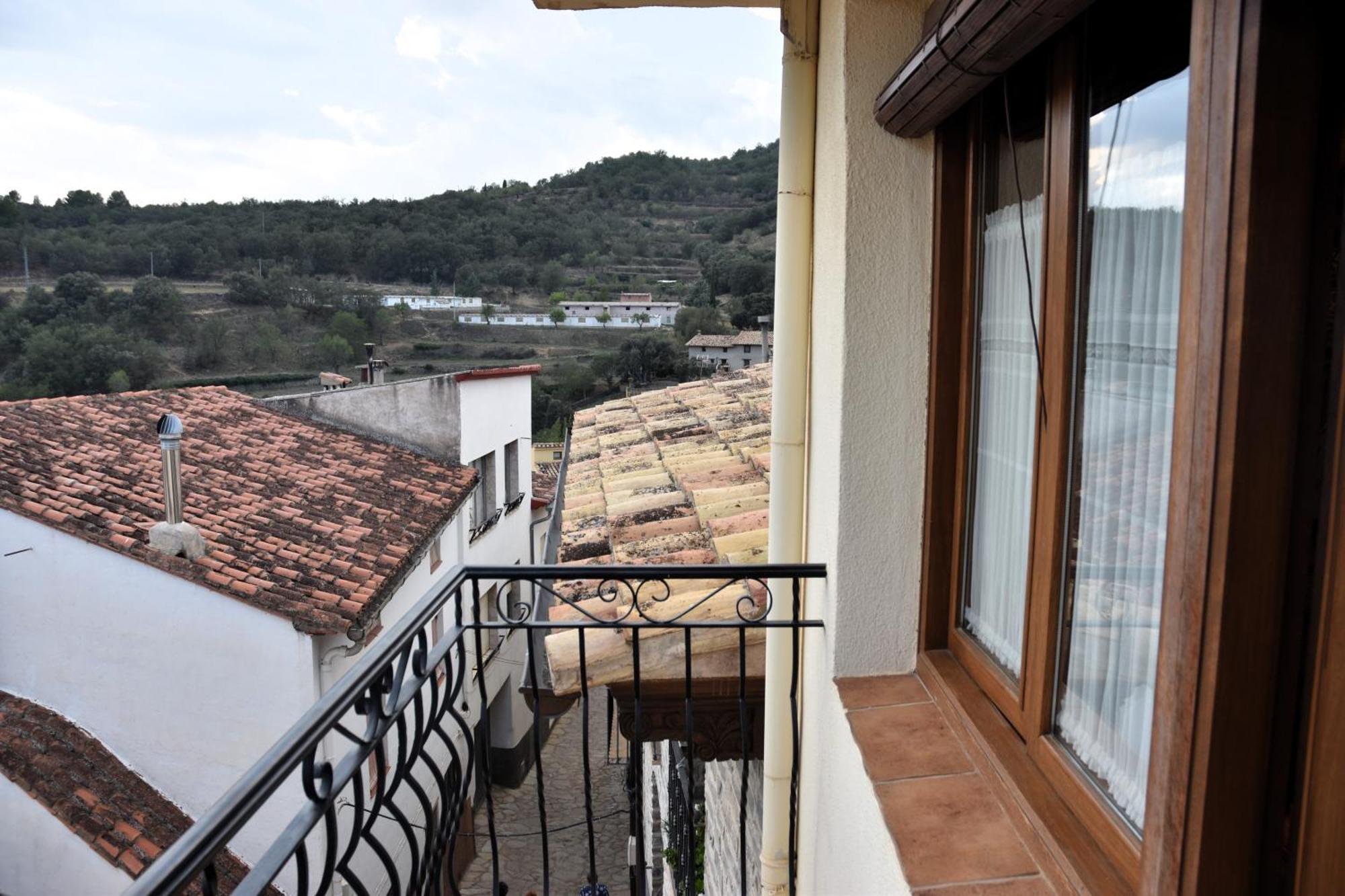 Casa Rural Nuri De Rei A Y B Todolella Экстерьер фото